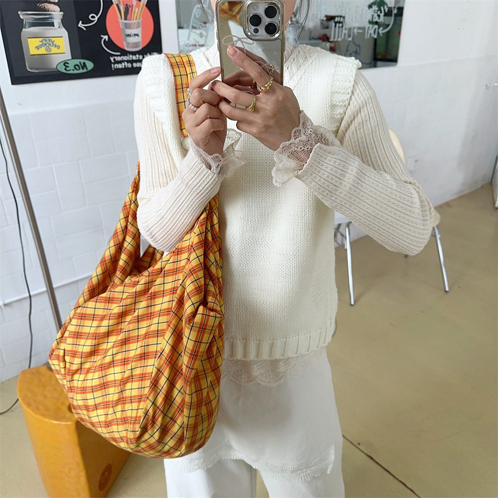 有趣琳 托特包彩色格子布袋包包款大容量休闲慵懒风单肩腋下