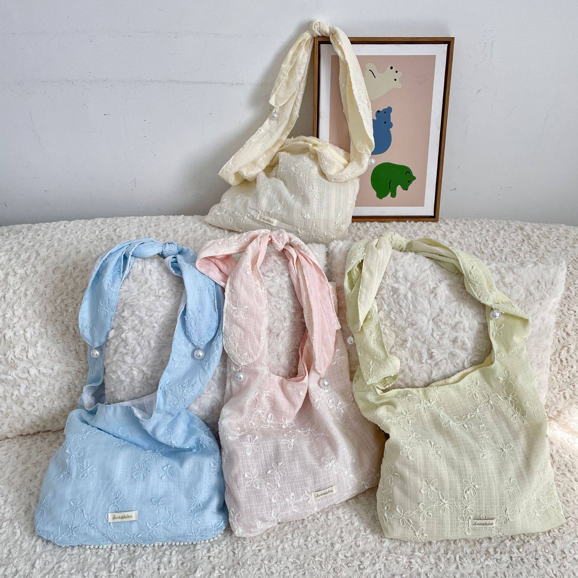 有趣琳 雪纺小花刺绣单肩斜挎帆布包,箱包皮具/热销女包/男包,通用款女包,淘宝优惠券,粉丝福利购,淘宝优惠卷