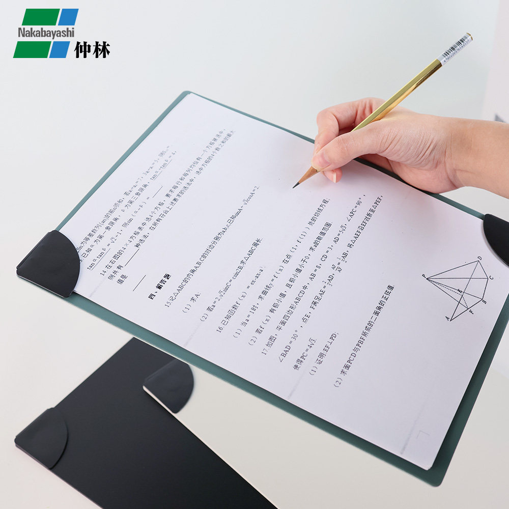 日本A4磁性画板夹写字板图片