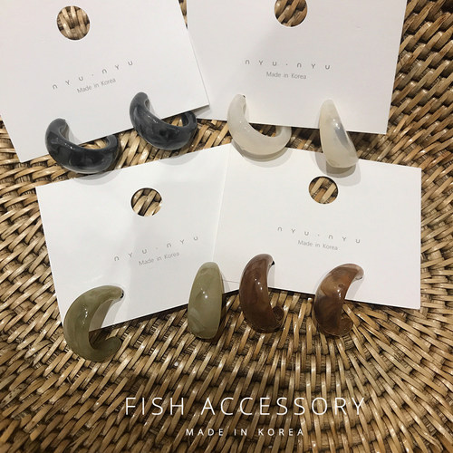 东大门设计师款琥珀冷淡风圆环