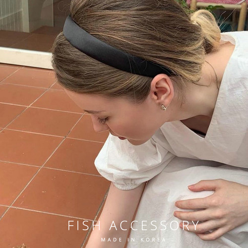 赫本风复古黑色缎面发箍