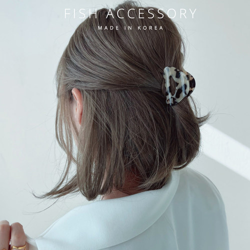 气质法式曲面镂空半圆抓夹