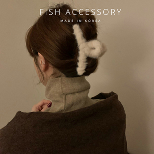 韩国进口秋冬发夹温暖毛绒绒气质百搭抓夹慵懒风后脑勺盘发头饰女