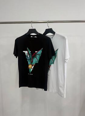 卡li亚niDT044男士夏季潮牌V字蝙蝠土星印花短袖美式高街宽松短袖
