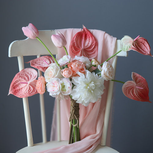 ins北欧红掌仿真花束软装手捧花