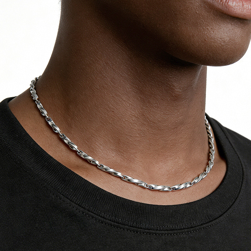 GRGR莫比乌斯环项链男嘻哈欧美潮流钛钢镀白金锁骨链女同款不掉色