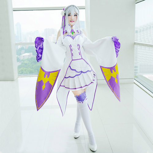 爱蜜莉雅cos服价格 爱蜜莉雅cos服图片 星期三