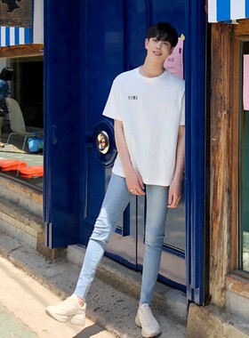 浅蓝色男生小清新九分裤男9分百搭潮流高街毛边牛仔裤修身小脚裤