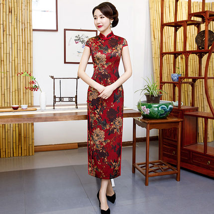 长款改良旗袍新款2024年轻款女国风复古修身气质高端走秀款演出服