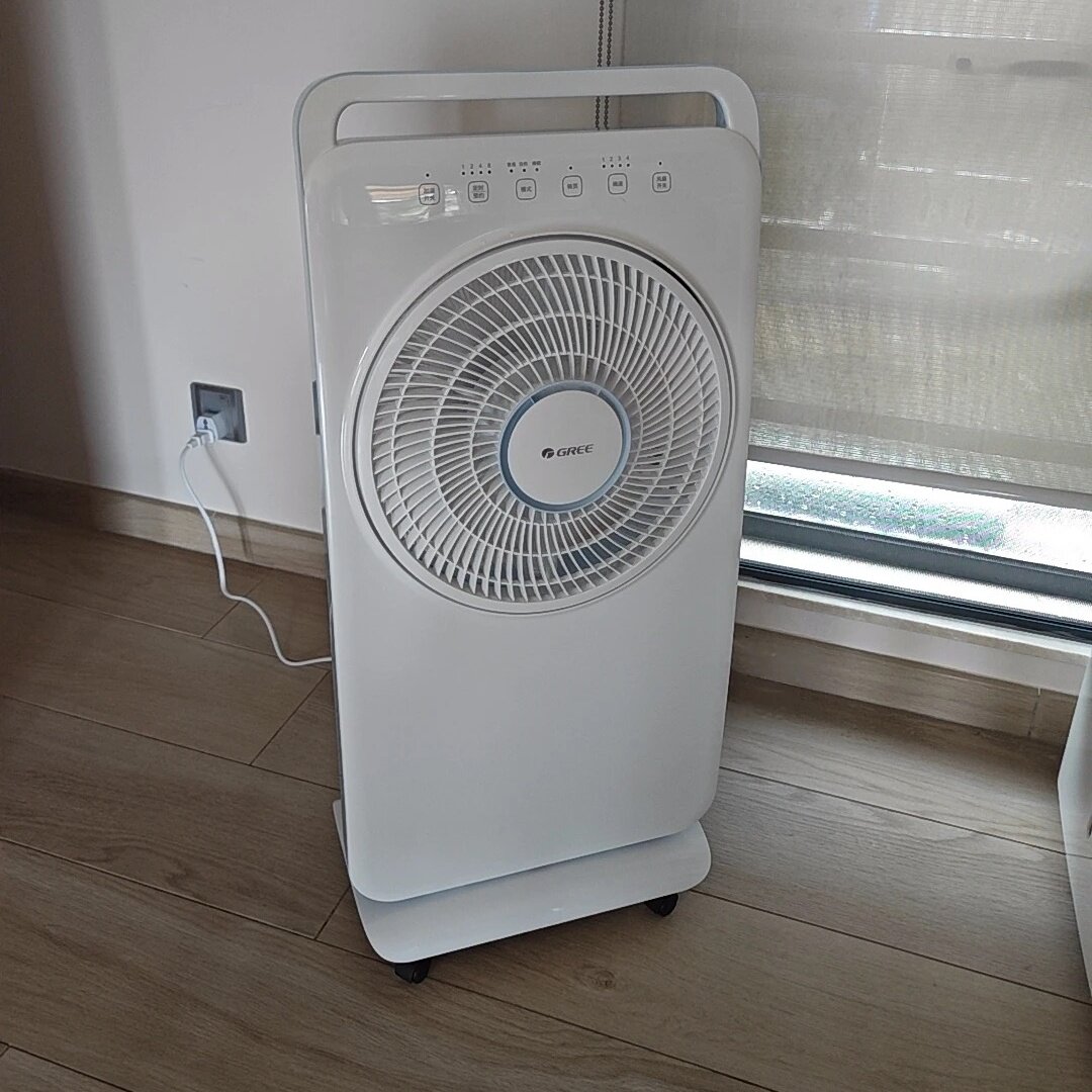Gree/格力空调扇雾化扇落地转页扇喷雾制冷风扇加湿香薰驱蚊定时