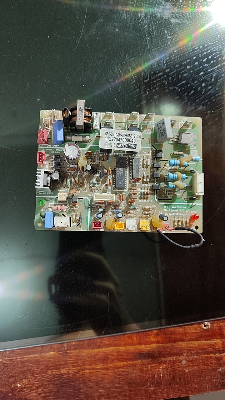 奥克斯空调KR-120W相序板SW1T1-TMP86FH09-V1主板11222047000049