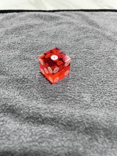 高档纯直角精准亚克力骰子19mm赌场桌游双圈花旗骰透明红（1粒）