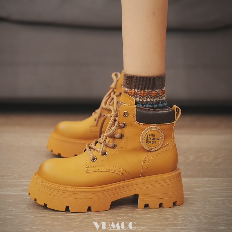 英伦风牛皮粗跟厚底百搭增高短靴