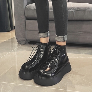 VRMCC秋冬新款 马丁靴女英伦复古大头漆皮百搭短靴松糕厚底单靴潮