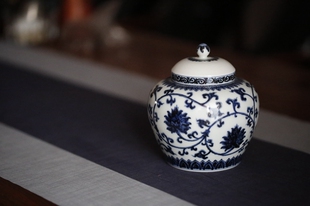 景德镇 青花瓷 立明堂 仿明缠枝牡丹 茶叶罐