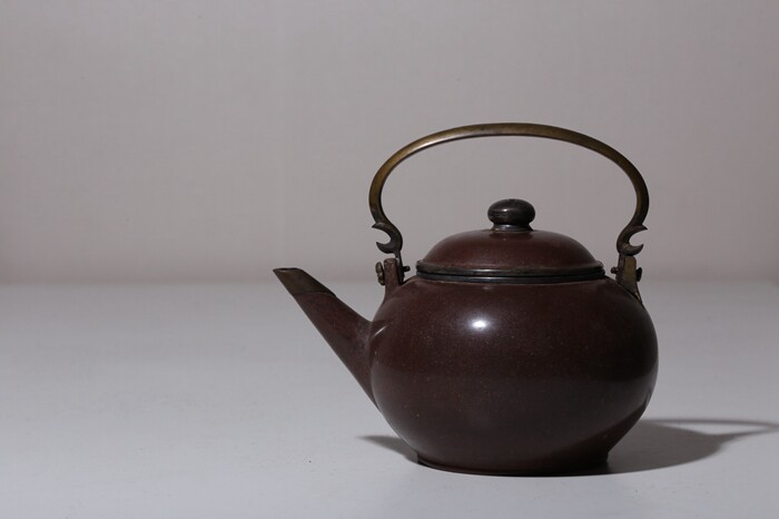 清代抛光紫砂壶 提梁水平壶 约茶壶