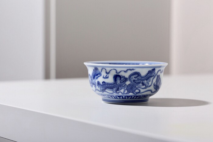 景德镇 青花瓷 梅香居 全手绘原矿料 十全十美十狮炉式杯 8.5*4CM