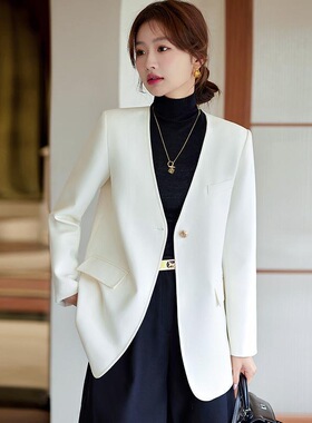 白色西装外套女设计感小众2026新款春秋高级感炸街休闲廓形小西服