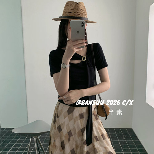 BS夏新款韩系个性领口设计纯色修身休闲百搭短袖T恤女上衣小衫