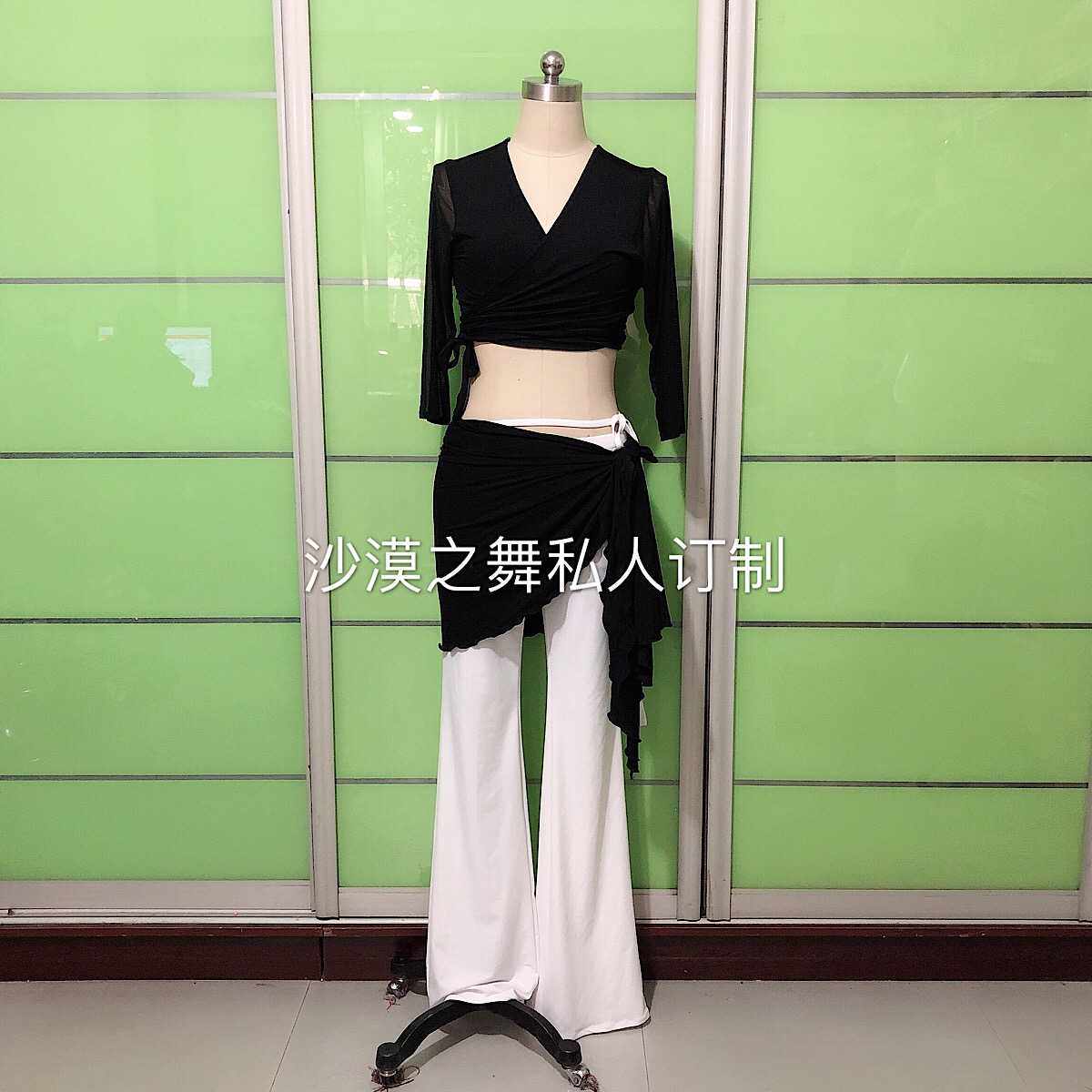 肚皮舞练习服宁佐寒同款练功服李晶晶同款微喇叭裤黑白套装定做