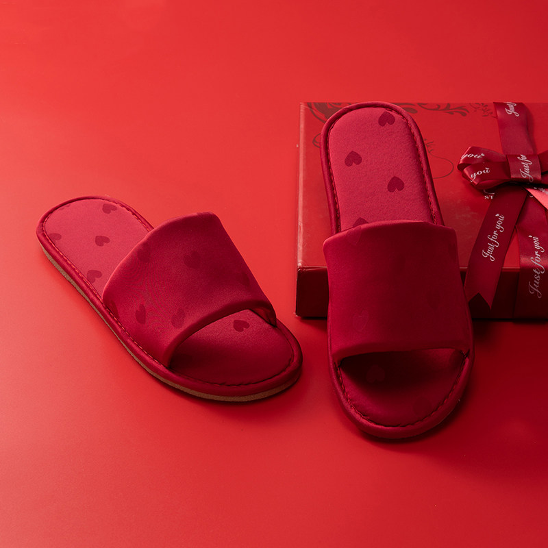 红色爱心拖鞋男女家居室内红色喜庆本命年高端情侣拖鞋,居家布艺,居家婚庆拖鞋,淘宝优惠券,粉丝福利购,淘宝优惠卷