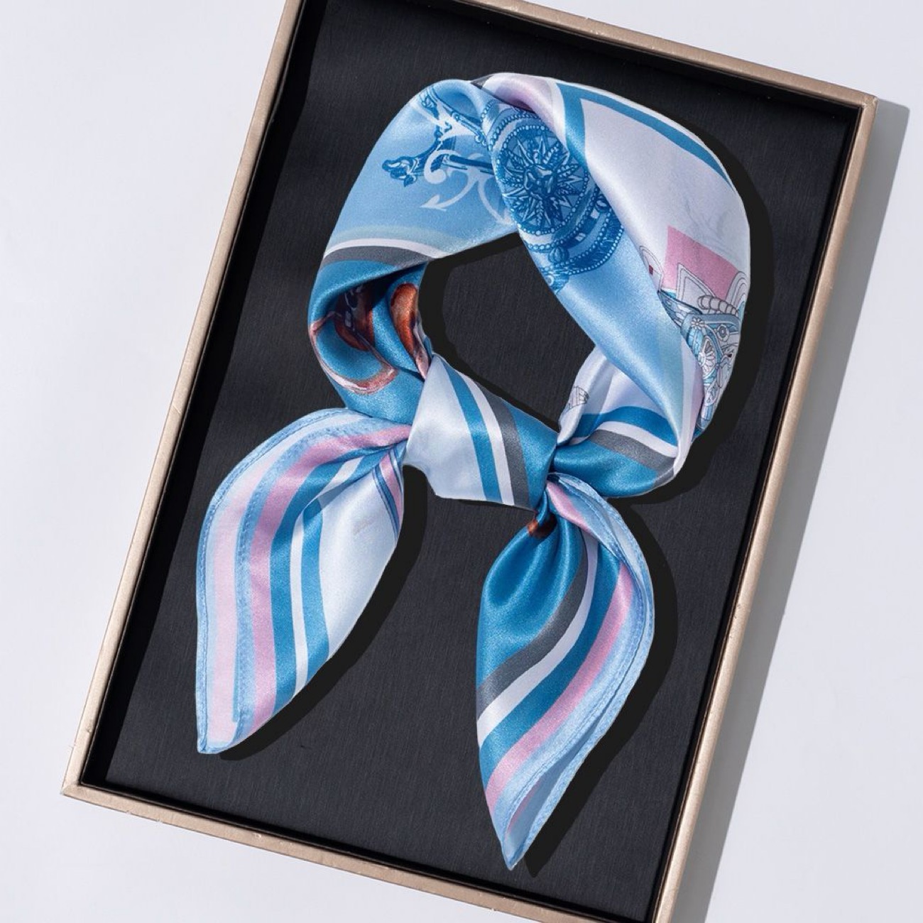 真丝方巾100%桑蚕丝丝巾妈妈款高级感丝绸领巾送朋友礼物