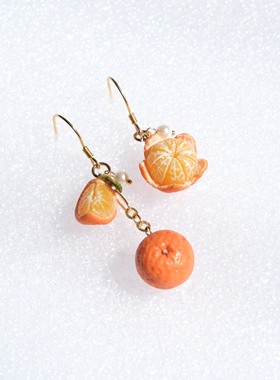 Quinta手作 不对称剥皮砂糖橘青橘925银耳环个性可爱新年水果耳夹