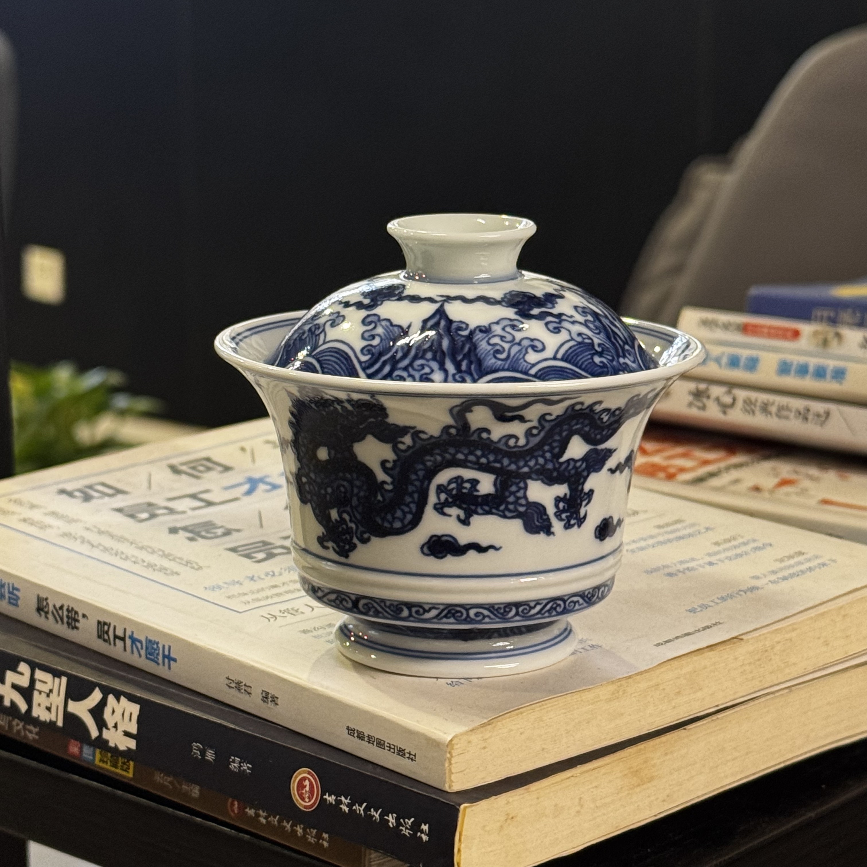 景德镇全手工青花五爪双龙手工拉胚柴窑原矿苏麻离青手绘青花盖碗
