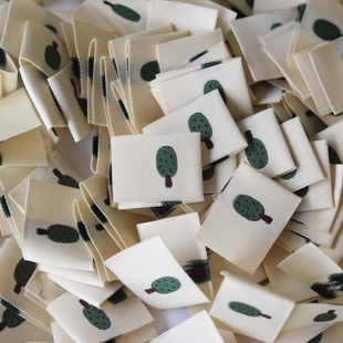 森林小松鼠小树发圈对折大肠圈布标辅料手帐标签织唛标定制现货