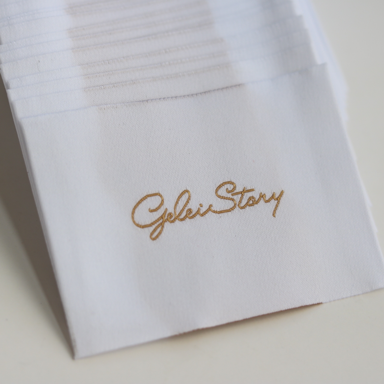 极简风格高端领标织唛工厂现货