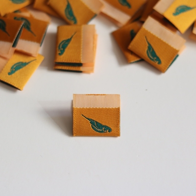 小鸟布标对折款工厂现货