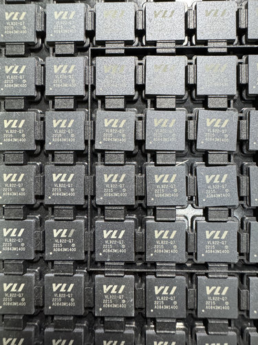 VL822-Q7 封装QFN-76 VL822-Q7 VIA USB3.1控制器IC芯片 全新原装