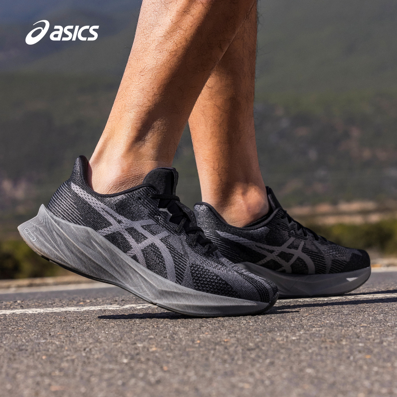 亚瑟士男子缓震轻量抓地透气跑鞋