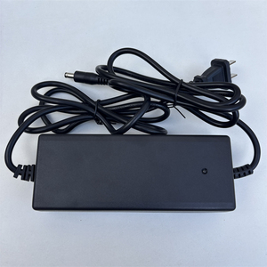轻客三石24V29.4V2A原装锂电池充电器