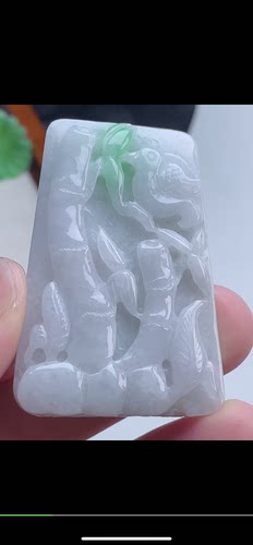 50-34.6-7.6mm,水润  飘绿巧雕竹节吊坠，天然翡翠A货aaa6727七