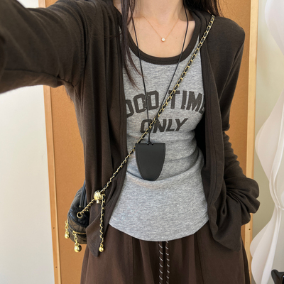 正肩长袖开衫外套秋季韩版洋气时髦字母印花吊带背心上衣两件套女