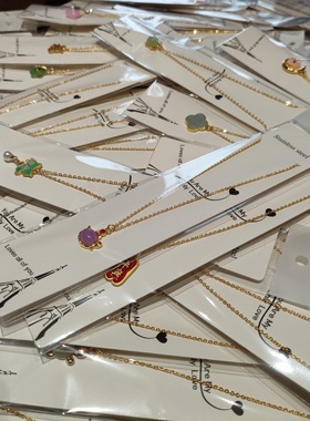 50条钛钢项链摆摊货源论斤饰品项链混批锁骨链时尚百搭ins学生款