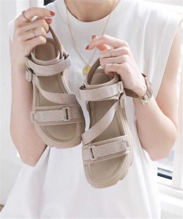 暴走跑步无压！显腿长！轻便日系运动休闲魔术贴松糕沙滩凉鞋女