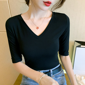 法式黑色V领t恤女夏薄款半袖莫代尔心机上衣紧身小众锁骨打底衫