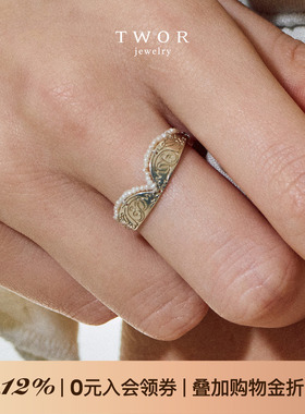 TWOR缇坞/指尖的童话S925银近圆淡水珍珠领结复古精致戒指变奏款