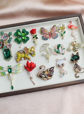 韩版新款饰品时尚百搭胸针卡通满镶闪钻女气质高级感胸花别针配饰