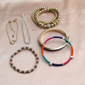 个性 手链时尚 气质百搭彩色串珠手环女简约大气手饰品 新款 欧美风格