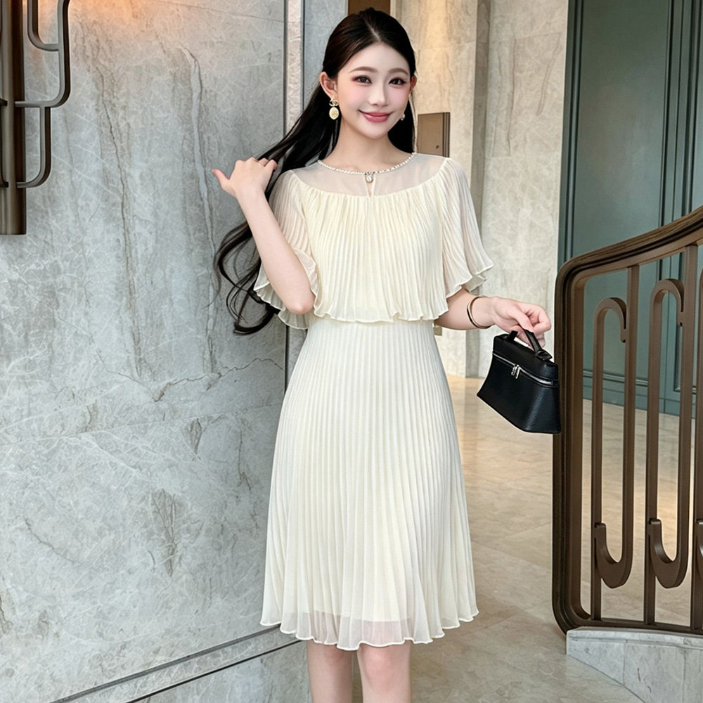 小香风连衣裙女夏季2026新款高级感显瘦百褶披肩减龄A字雪纺短裙