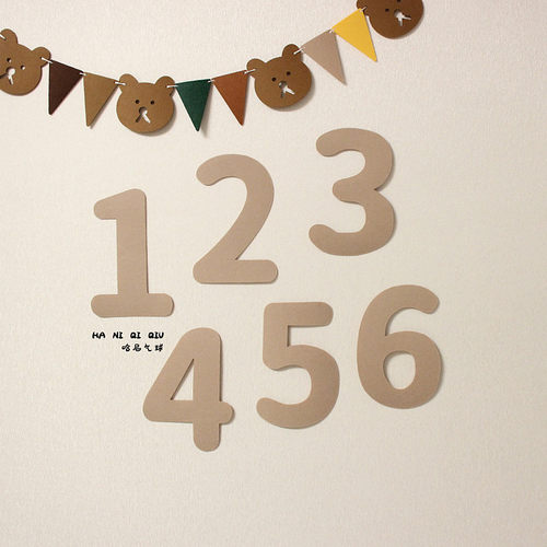 毛毡数字贴牌百天满月布置