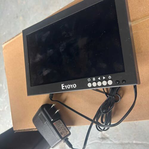 议价Eyoyo 8寸TFT-LED显示器 EM08G。