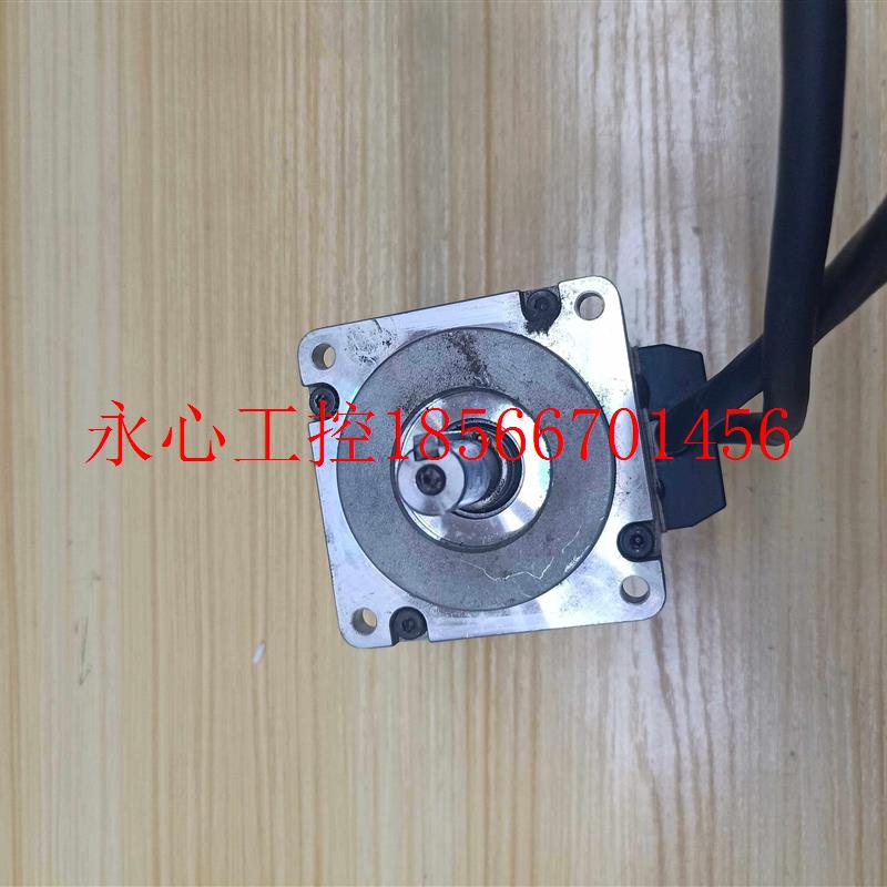 议价R88M-G20030H-S2-Z欧姆龙电机成色漂亮测试包好保三个月 ¥
