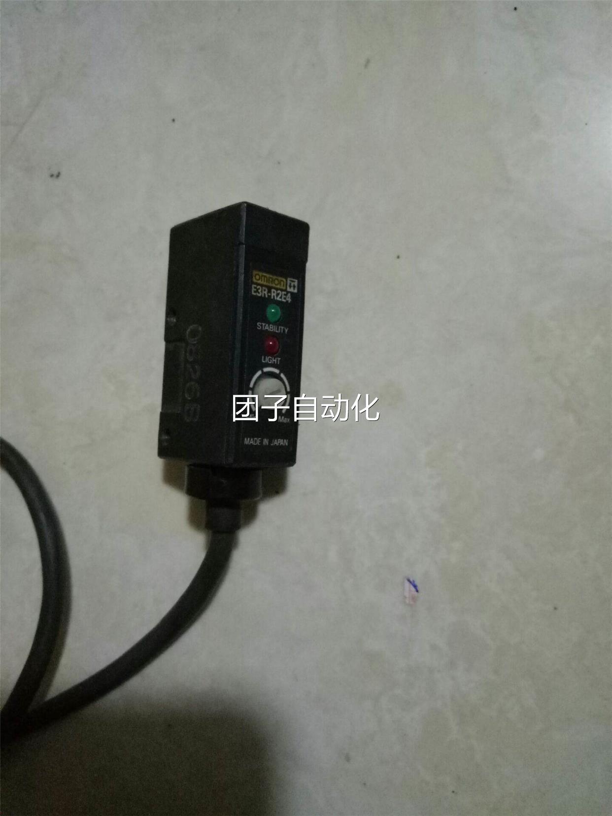 OMRON欧姆龙光电传感器E3R-R2E4询价