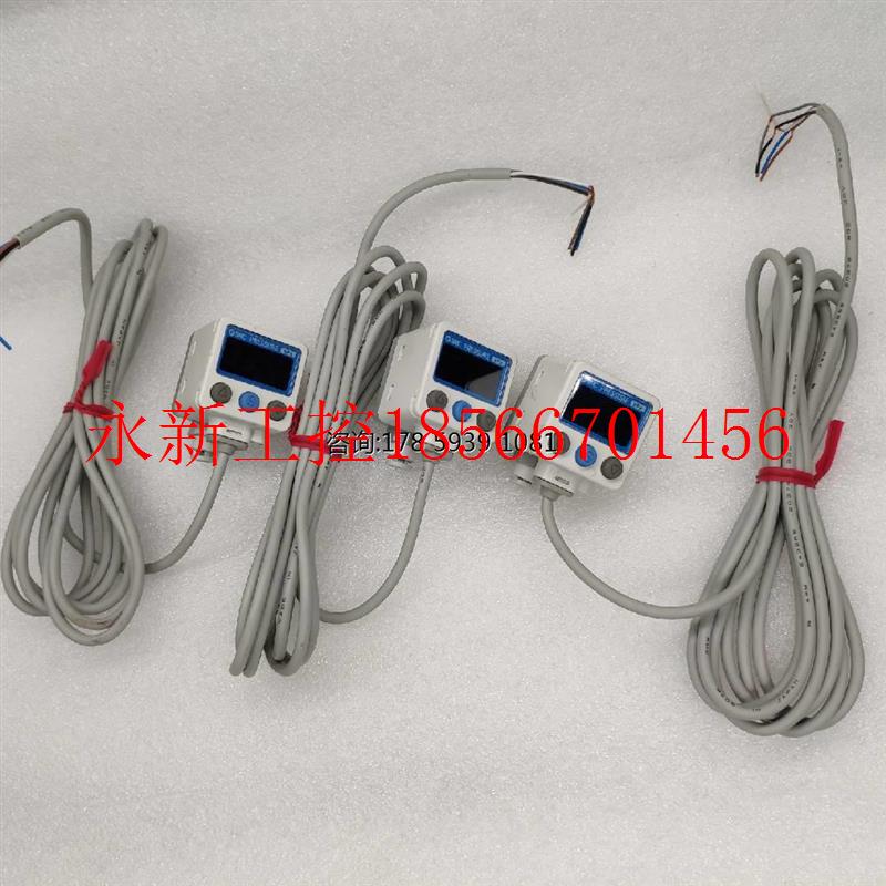 议价SMC 数字显示压力开关 ZSE40AF-C4-R-M 正品日本原装 未使￥