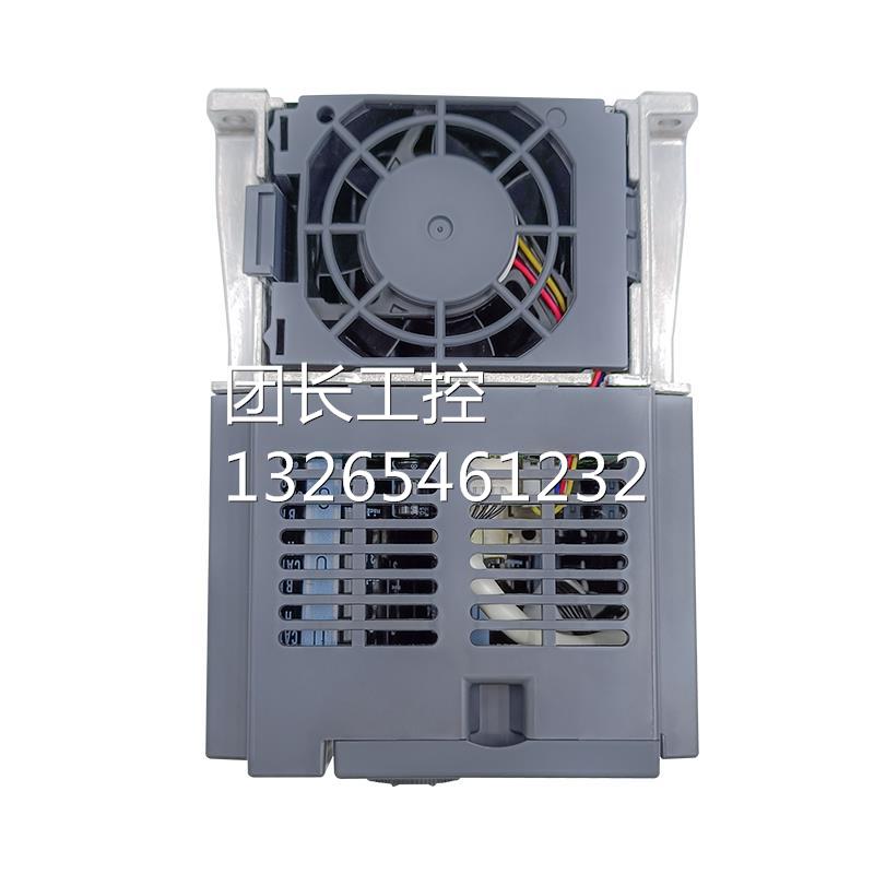 变频器FR-D720S-0.4K-CHT全新0.2 0.75原装1.5 2.2kw单相220v询价