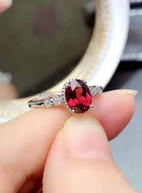 纯银镶嵌天然镁铝石榴石戒指